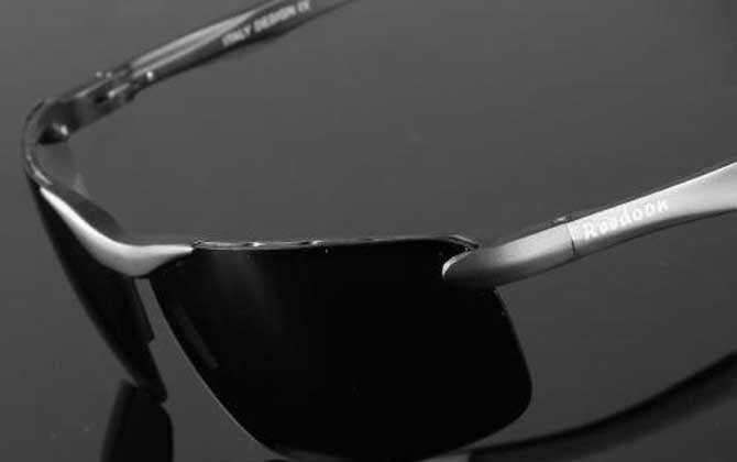 钓鱼眼镜什么牌子好